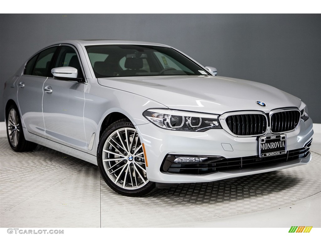 2017 5 Series 530i Sedan - Glacier Silver Metallic / Black photo #12