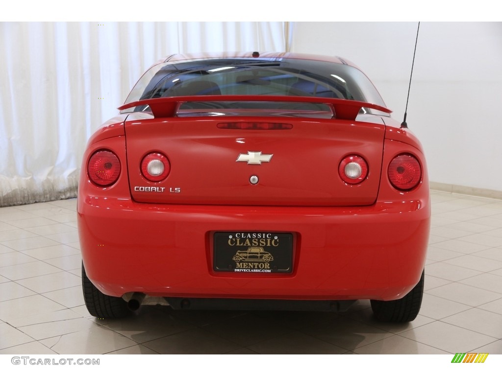 2008 Cobalt LS Coupe - Victory Red / Gray photo #13