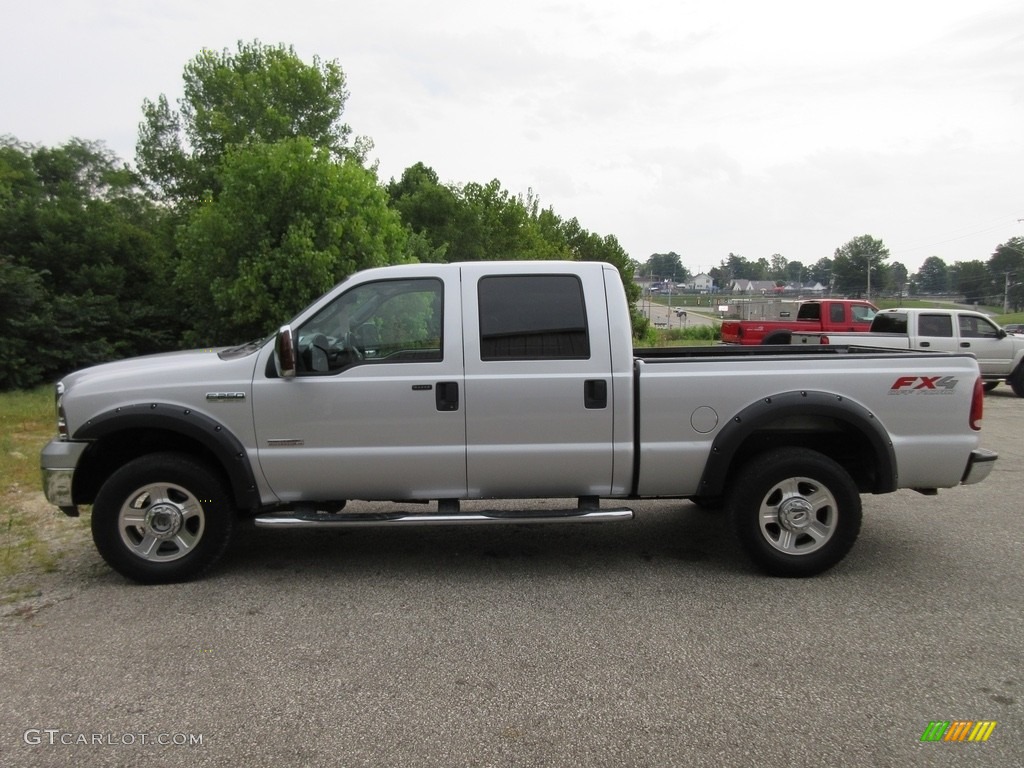 2006 F250 Super Duty Lariat Crew Cab 4x4 - Silver Metallic / Medium Flint photo #3