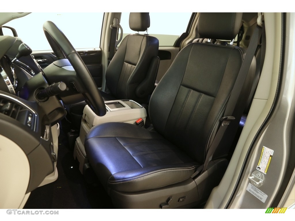 2016 Town & Country Touring - Billet Silver Metallic / Black/Light Graystone photo #5