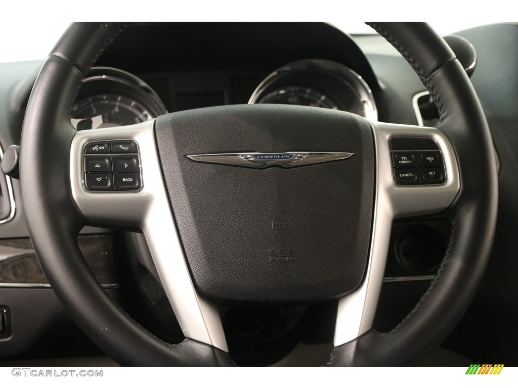 2016 Town & Country Touring - Billet Silver Metallic / Black/Light Graystone photo #6