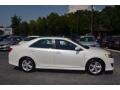 Super White - Camry SE Photo No. 2