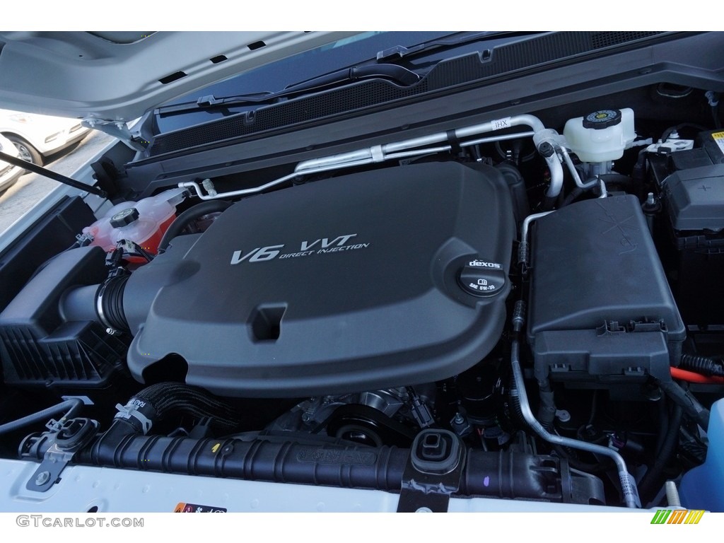 2017 Chevrolet Colorado WT Extended Cab Engine Photos