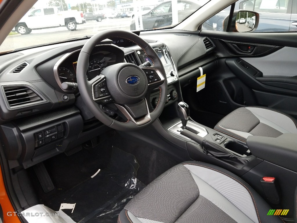 Gray Interior 2018 Subaru Crosstrek 2.0i Premium Photo #122342093