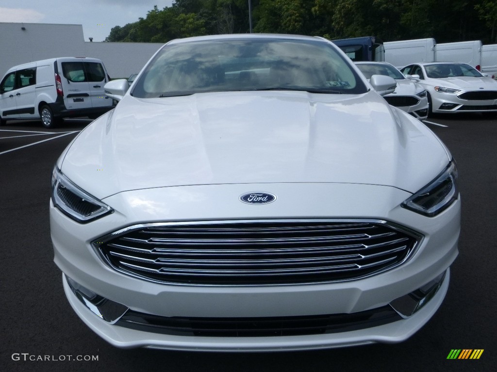 2017 Fusion SE - White Platinum / Ebony photo #4