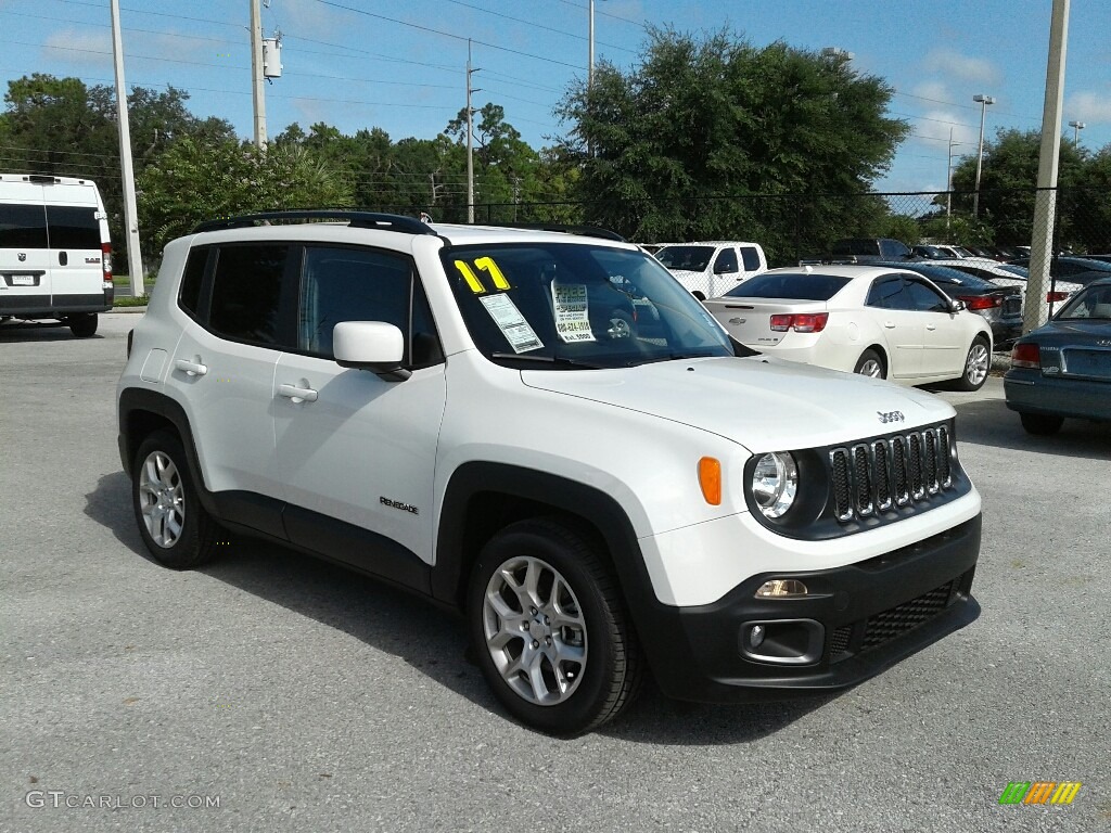 2017 Renegade Latitude - Alpine White / Black photo #7