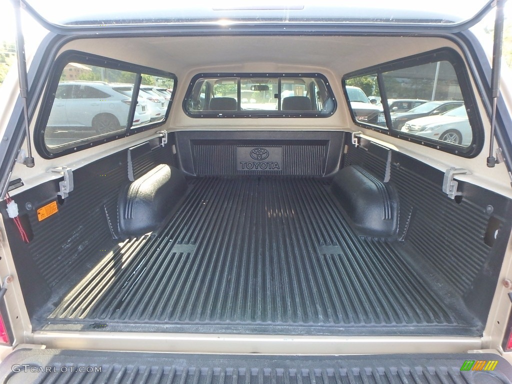 2004 Tacoma V6 Xtracab 4x4 - Mystic Gold Metallic / Oak photo #9
