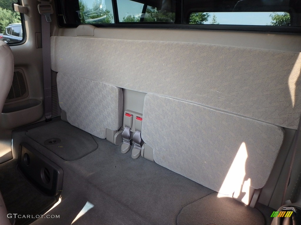 2004 Tacoma V6 Xtracab 4x4 - Mystic Gold Metallic / Oak photo #11