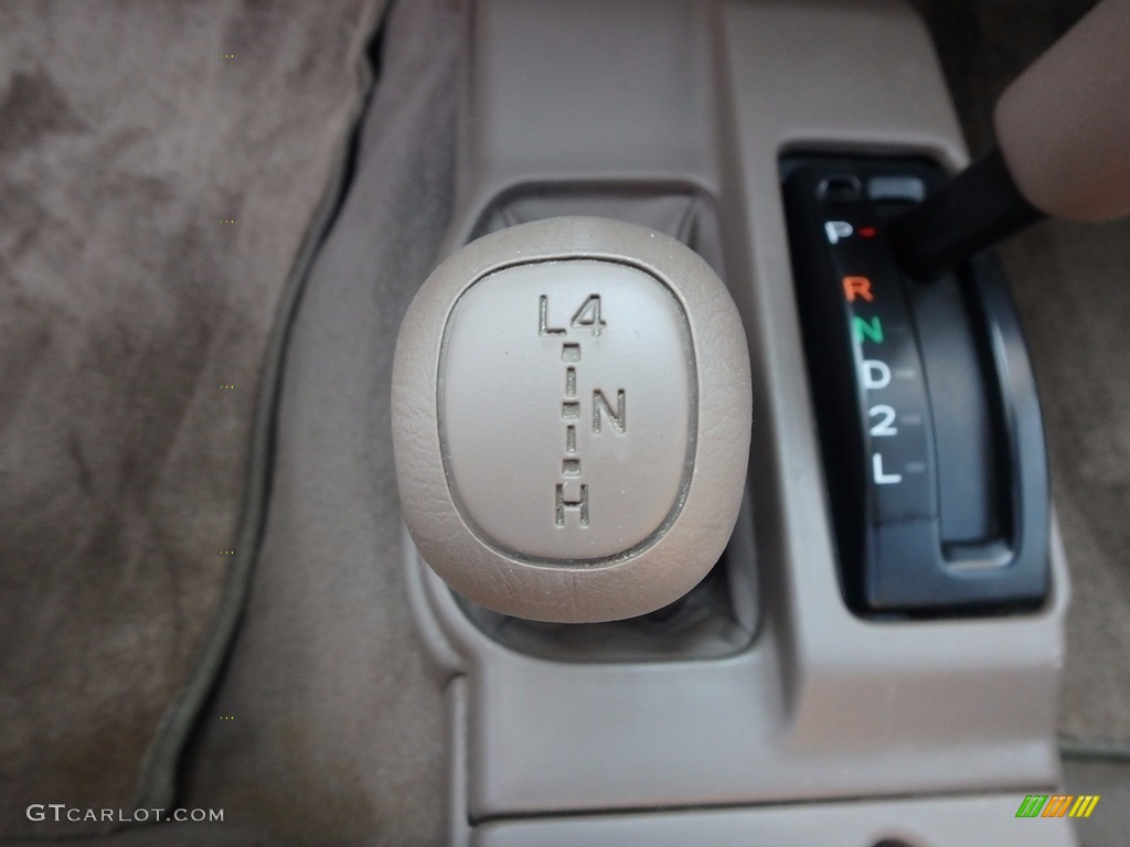 2004 Tacoma V6 Xtracab 4x4 - Mystic Gold Metallic / Oak photo #19