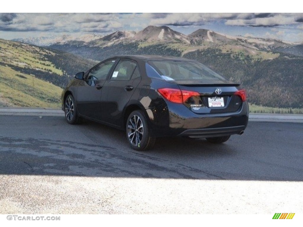 2017 Corolla SE - Black Sand Pearl / Black photo #3
