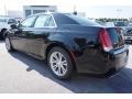 Gloss Black - 300 Touring Photo No. 2