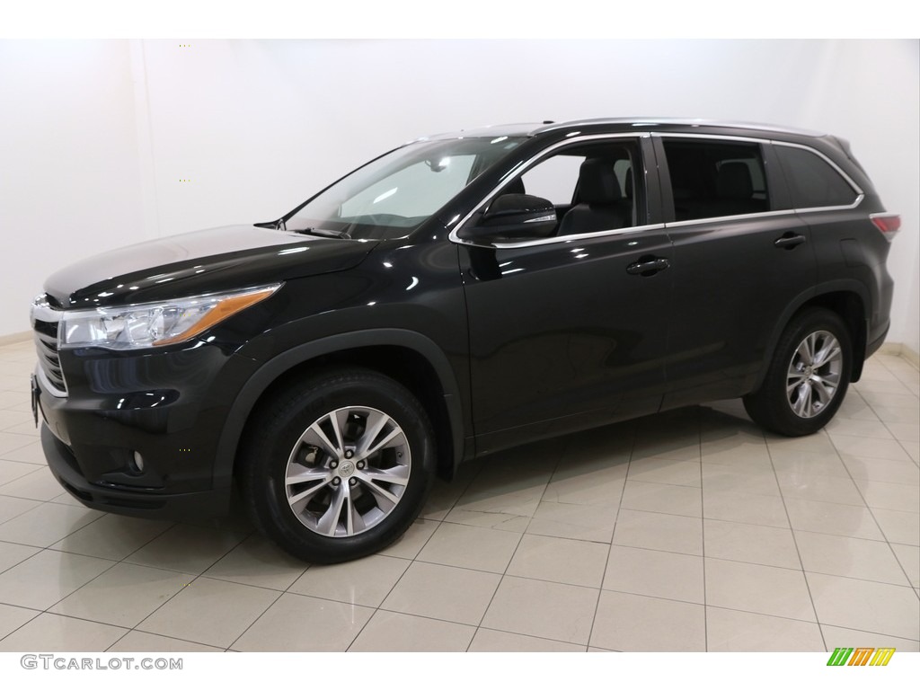 2015 Highlander XLE AWD - Attitude Black Metallic / Black photo #3