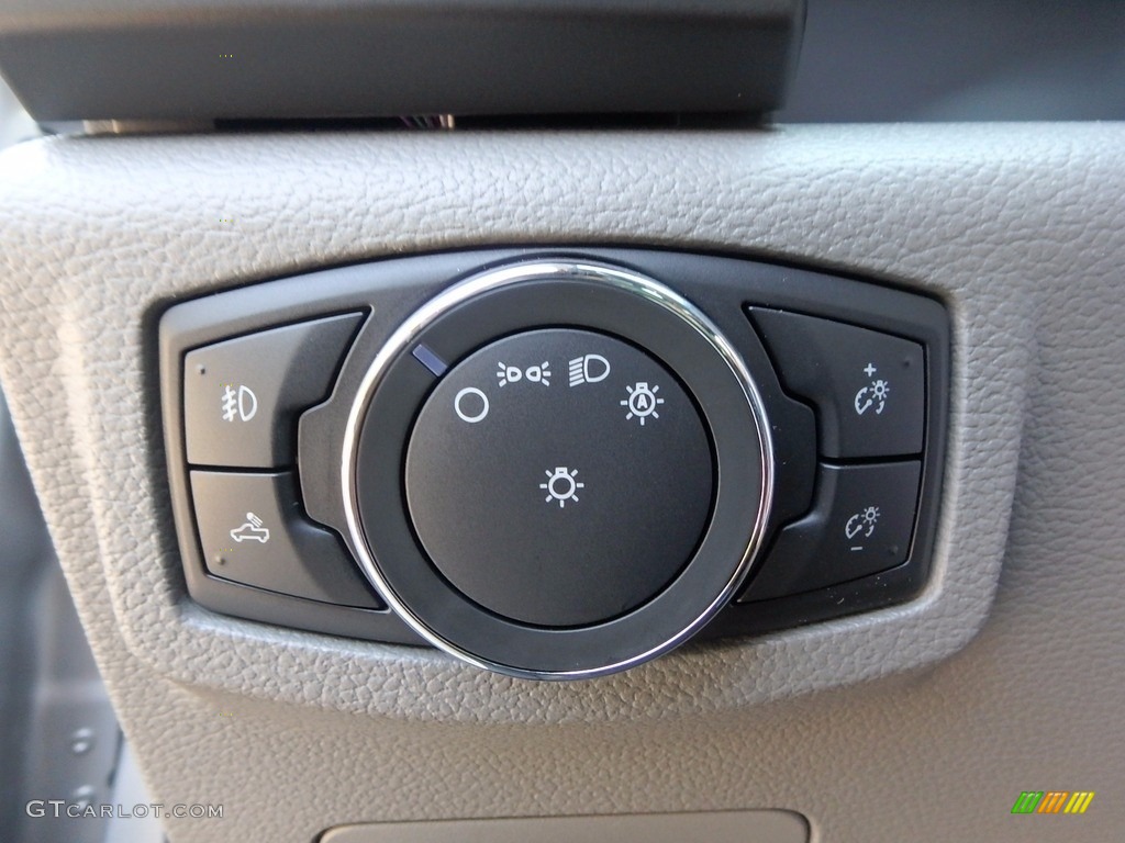 2018 Ford F150 STX SuperCab 4x4 Controls Photo #122363749