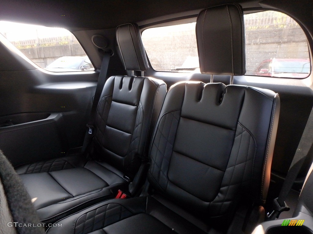 2017 Explorer Platinum 4WD - Shadow Black / Ebony Black photo #12