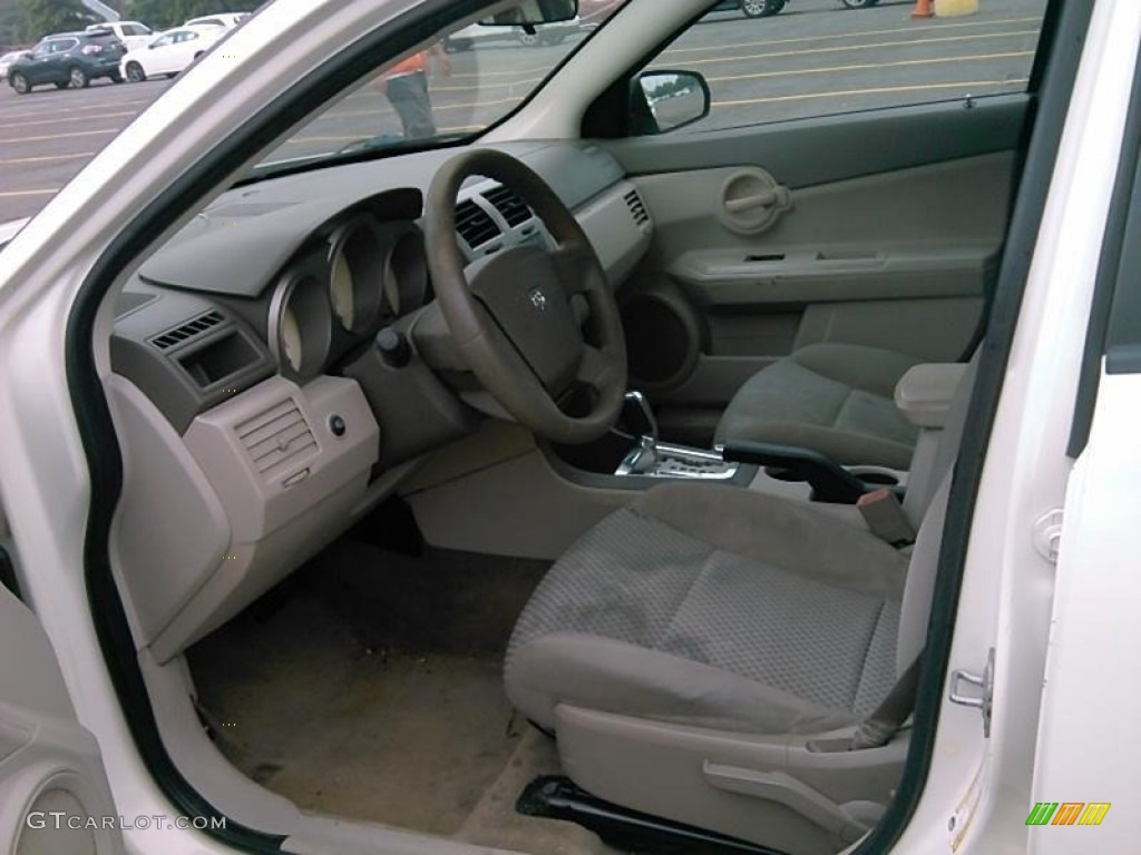 2008 Avenger SE - Stone White / Dark Khaki/Light Graystone photo #3
