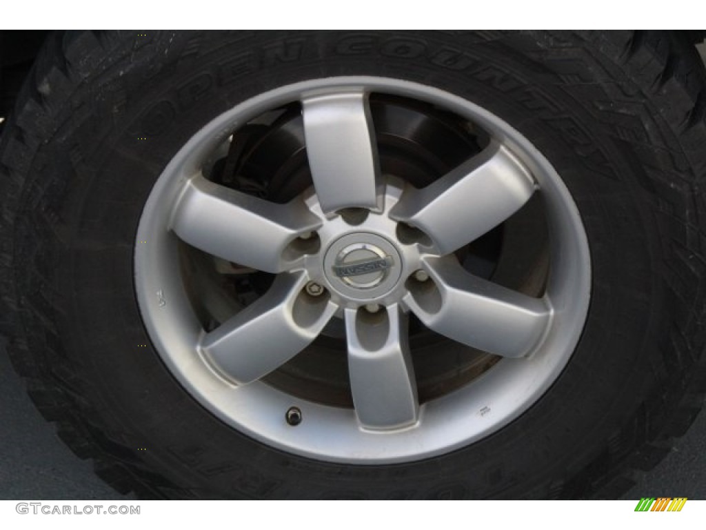 2010 Titan PRO-4X Crew Cab 4x4 - Blizzard White / Charcoal photo #6