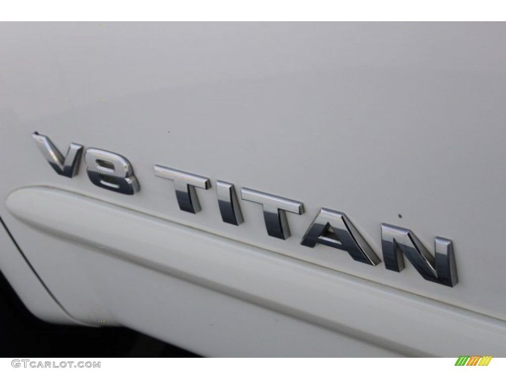 2010 Titan PRO-4X Crew Cab 4x4 - Blizzard White / Charcoal photo #12