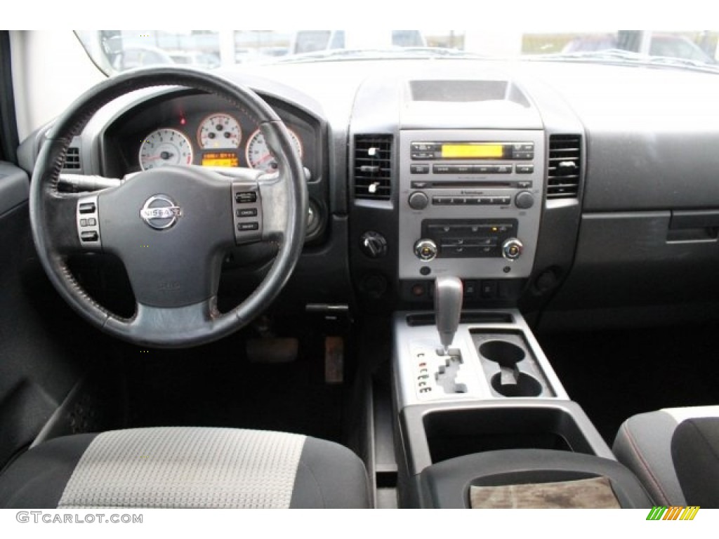 2010 Titan PRO-4X Crew Cab 4x4 - Blizzard White / Charcoal photo #25