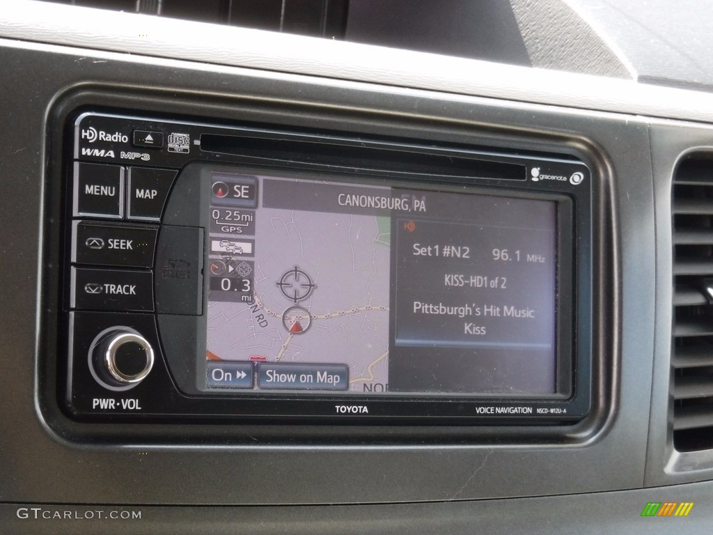 2014 Sienna XLE AWD - Silver Sky Metallic / Light Gray photo #17