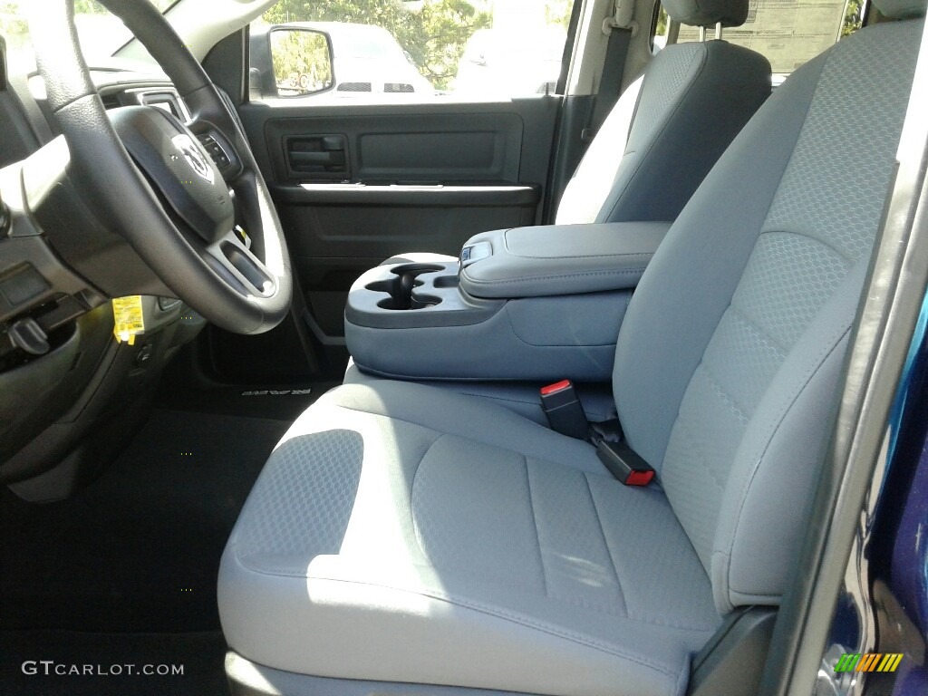 2017 1500 Express Quad Cab 4x4 - True Blue Pearl / Black/Diesel Gray photo #9