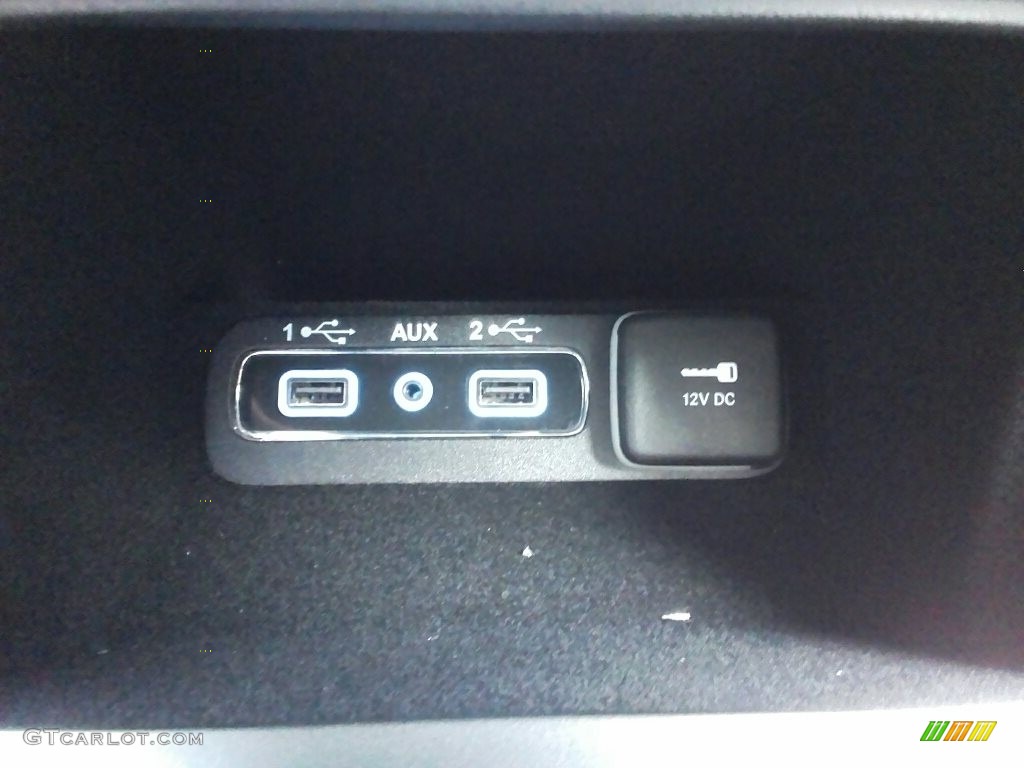 2018 Grand Cherokee Overland 4x4 - Billet Silver Metallic / Brown/Light Frost Beige photo #29