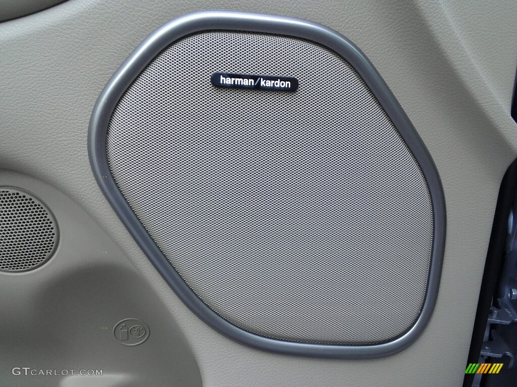2018 Grand Cherokee Overland 4x4 - Billet Silver Metallic / Brown/Light Frost Beige photo #35