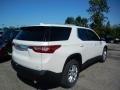 2018 Iridescent Pearl Tricoat Chevrolet Traverse LT  photo #4