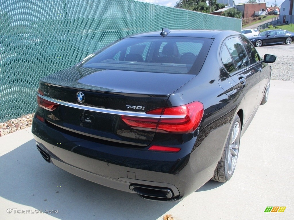 2018 7 Series 740i xDrive Sedan - Black Sapphire Metallic / Black photo #3