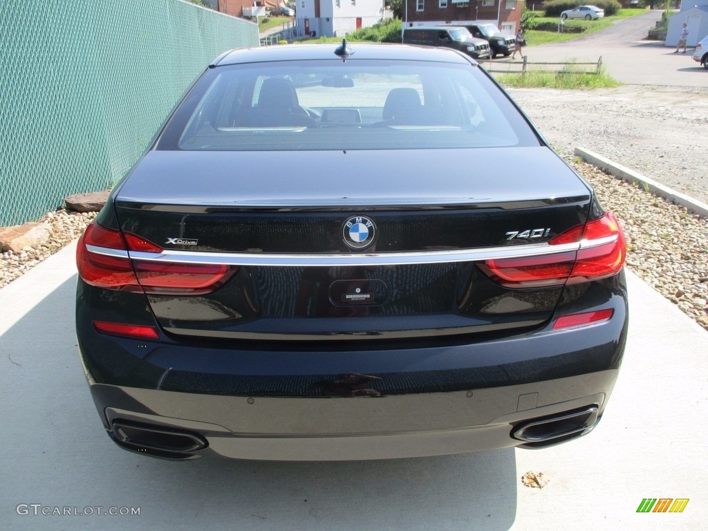 2018 7 Series 740i xDrive Sedan - Black Sapphire Metallic / Black photo #4