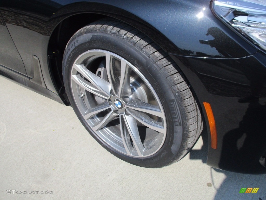 2018 7 Series 740i xDrive Sedan - Black Sapphire Metallic / Black photo #5