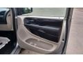 Maximum Steel Metallic - Grand Caravan SE Photo No. 17
