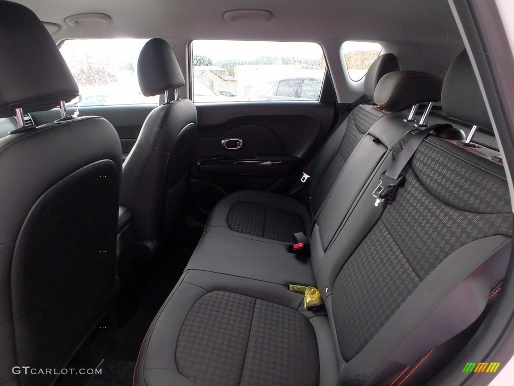 2018 Kia Soul ! Rear Seat Photo #122399850