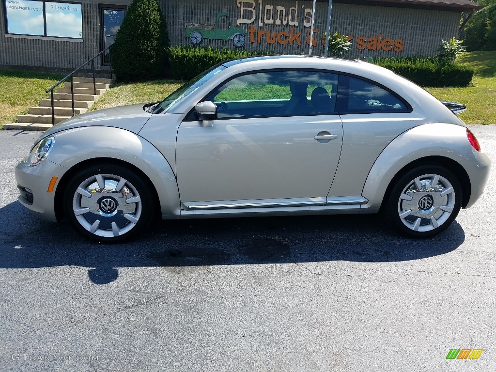 2016 Beetle 1.8T SEL - Moonrock Silver Metallic / Black photo #2