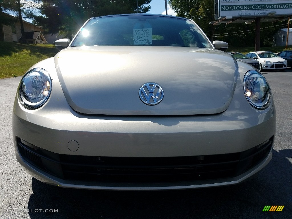 2016 Beetle 1.8T SEL - Moonrock Silver Metallic / Black photo #9