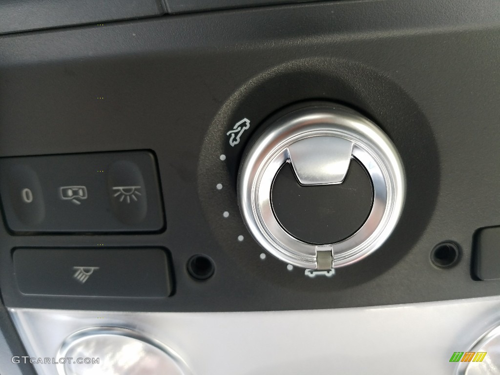 2016 Beetle 1.8T SEL - Moonrock Silver Metallic / Black photo #30