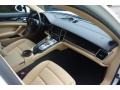 White - Panamera 4 Photo No. 17