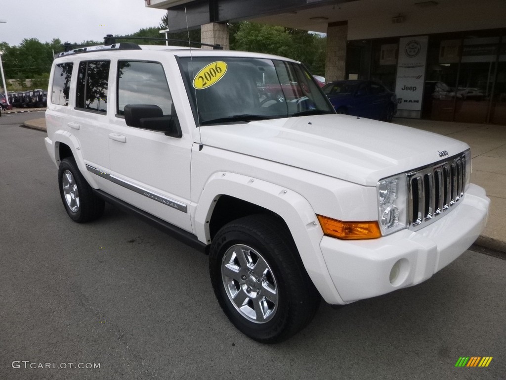2006 Commander Limited 4x4 - Stone White / Dark Slate Gray/Light Graystone photo #3