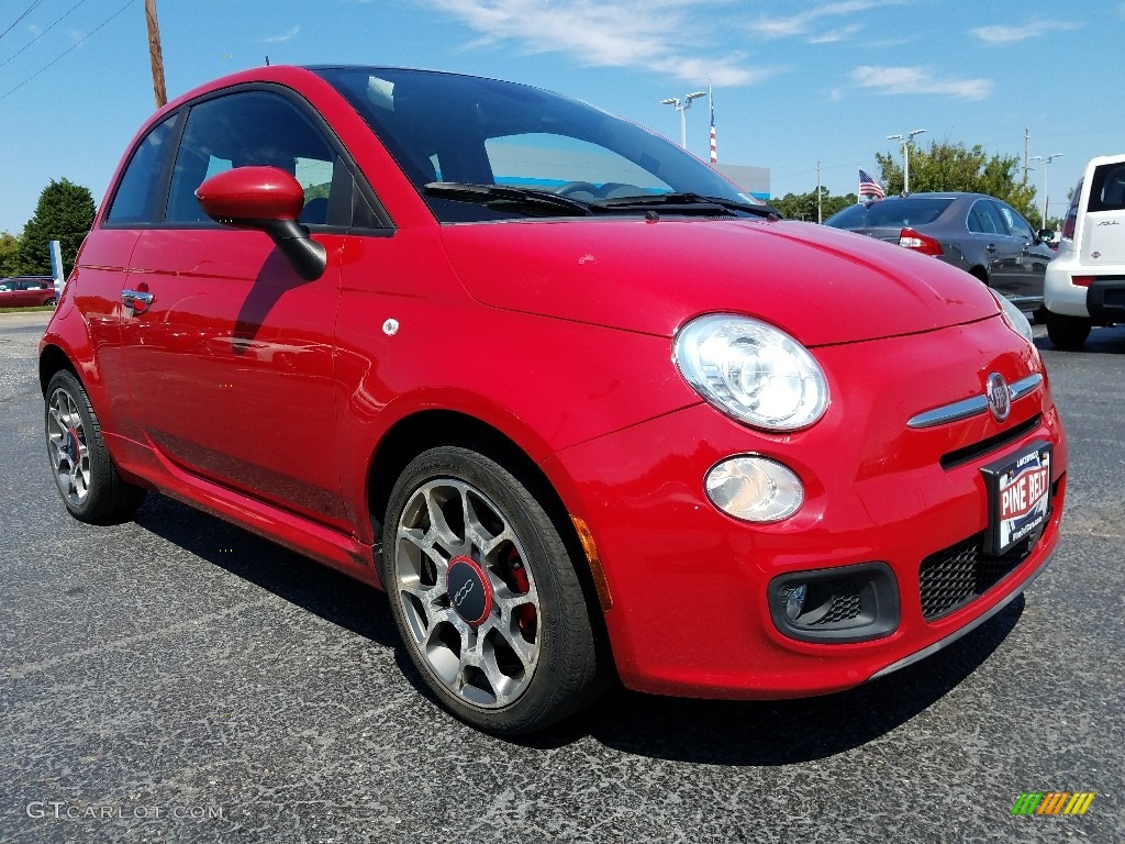 2013 500 Sport - Rosso Brillante (Red Tri-Coat) / Sport Nero/Nero (Black/Black) photo #1