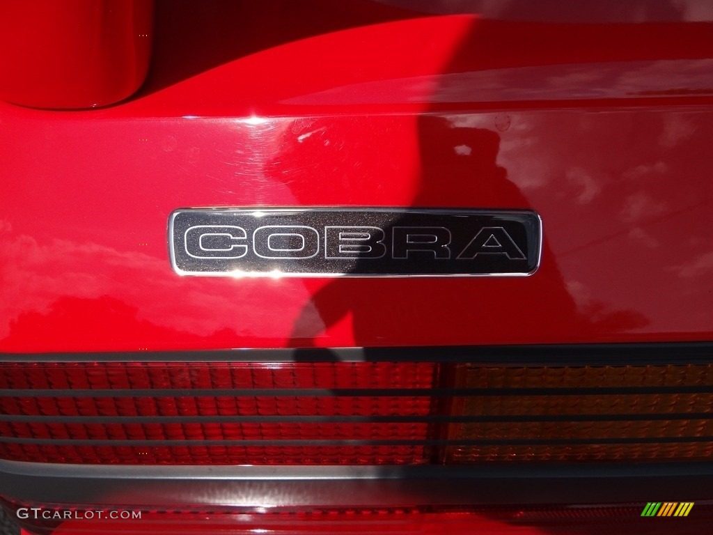 1993 Mustang SVT Cobra Fastback - Bright Red / Grey photo #14