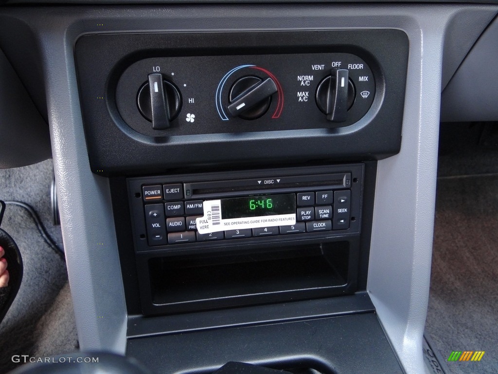 1993 Ford Mustang SVT Cobra Fastback Controls Photo #122418990