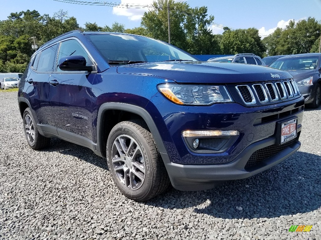 2018 Compass Latitude 4x4 - Jazz Blue Pearl / Black photo #1