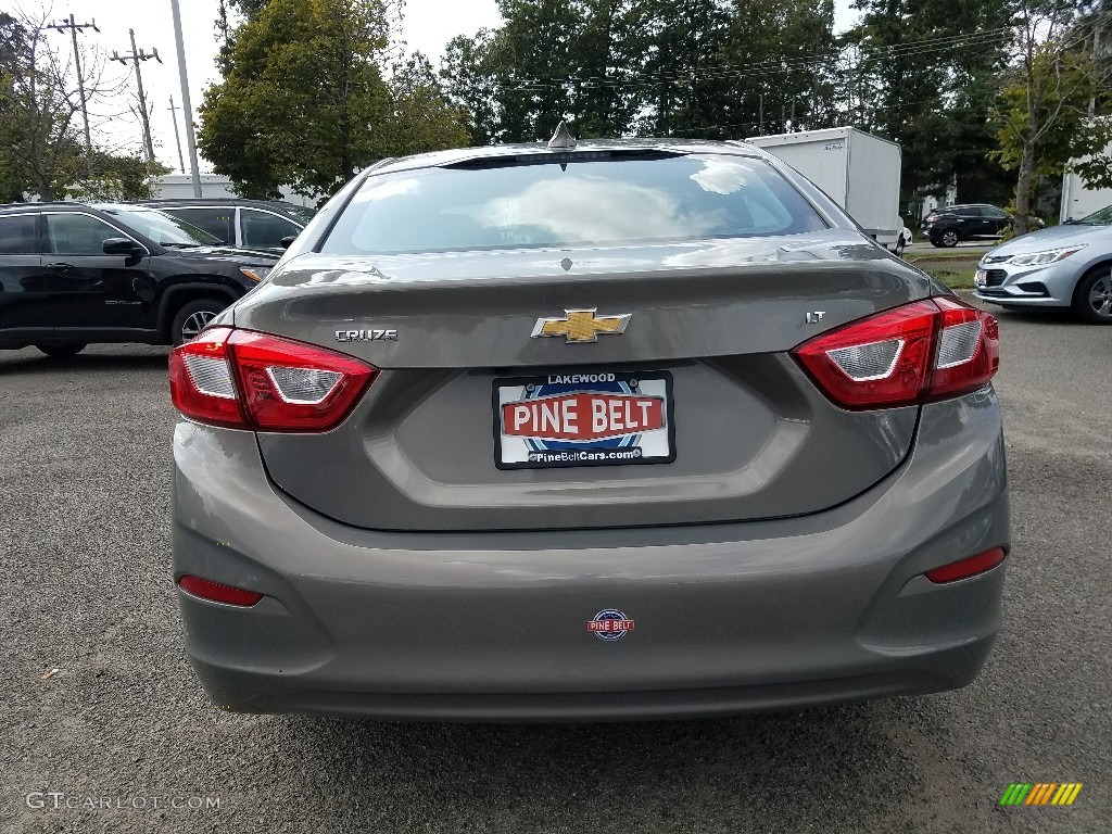 2017 Cruze LT - Pepperdust Metallic / Jet Black photo #5