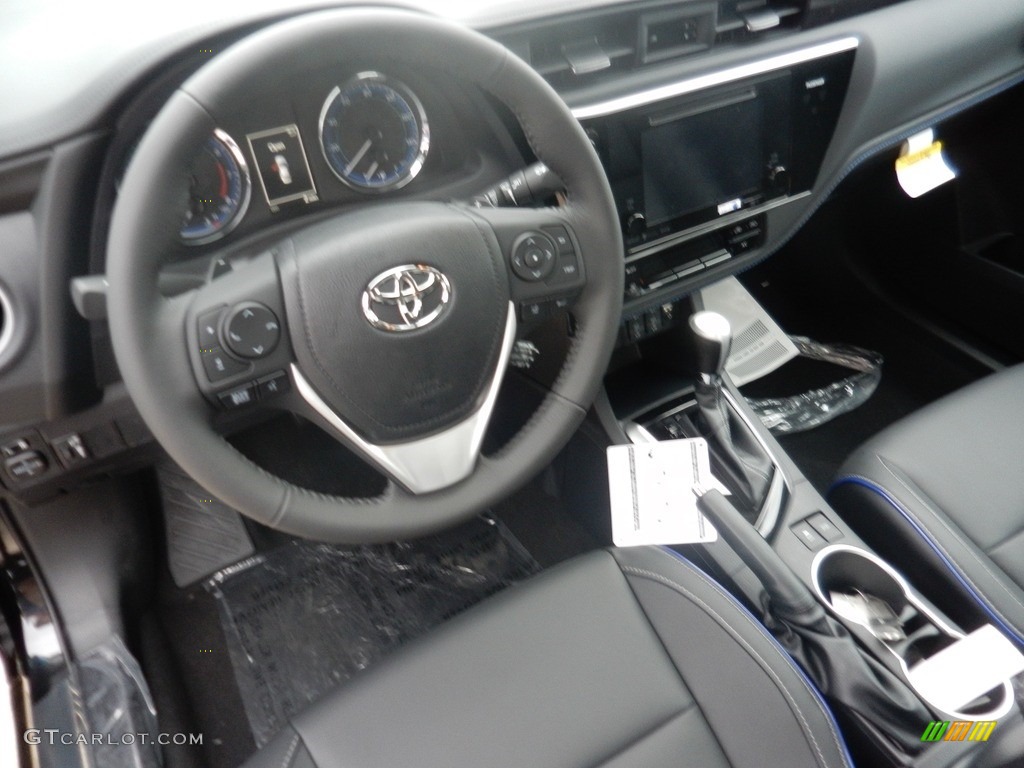 2017 Corolla XSE - Black Sand Pearl / Black photo #4