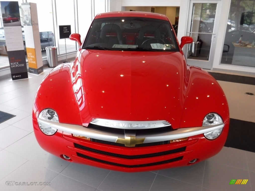 2004 SSR  - Redline Red / Ebony photo #10