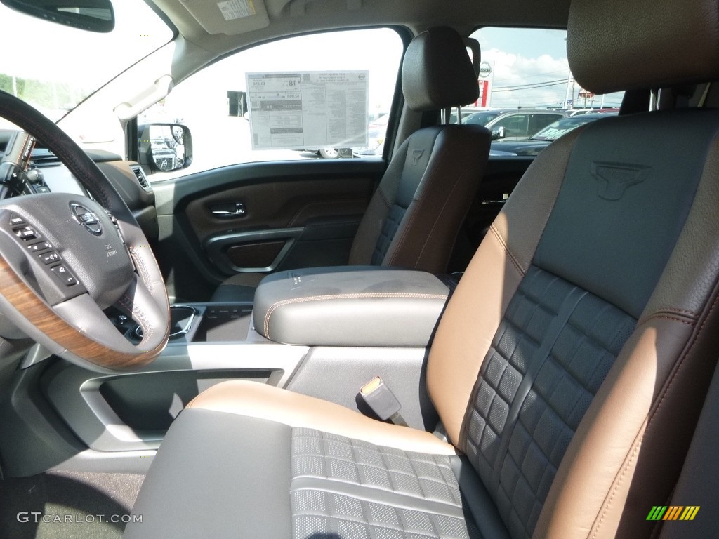 Platinum Reserve Black/Brown Interior 2017 Nissan Titan Platinum Reserve Crew Cab 4x4 Photo #122435444