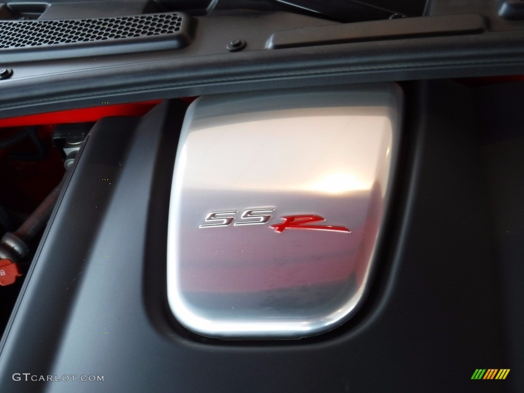 2004 SSR  - Redline Red / Ebony photo #26