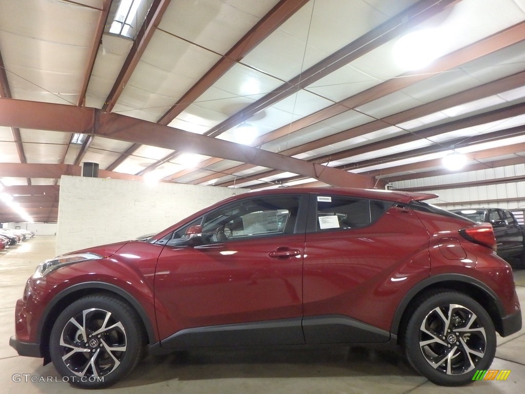 2018 C-HR XLE - Ruby Flare Pearl / Black photo #3