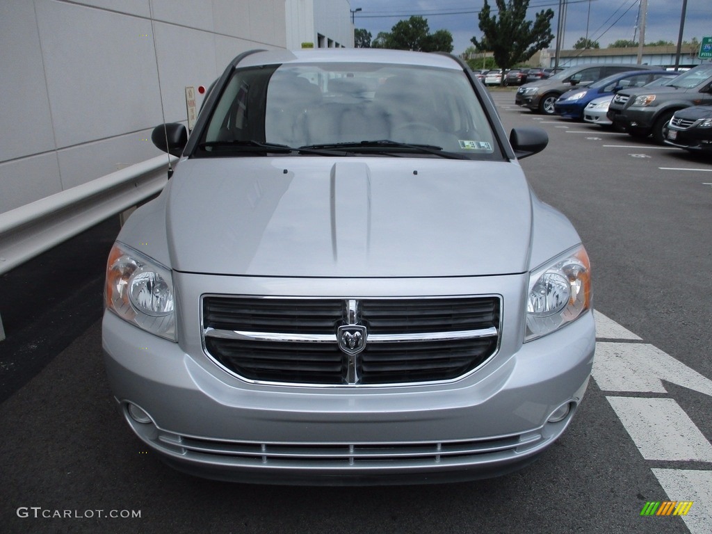 2011 Caliber Mainstreet - Bright Silver Metallic / Dark Slate Gray photo #8