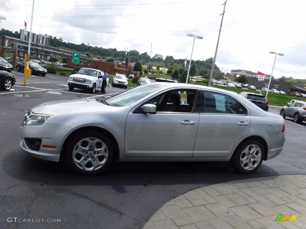 2010 Fusion SE - Brilliant Silver Metallic / Charcoal Black photo #6