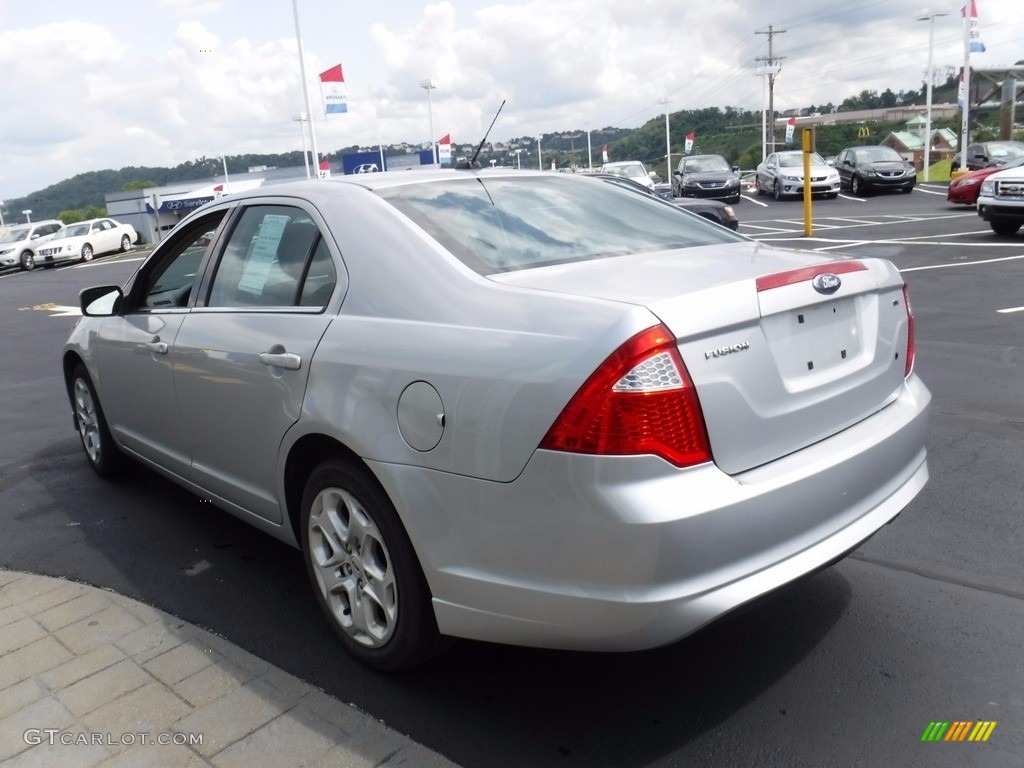 2010 Fusion SE - Brilliant Silver Metallic / Charcoal Black photo #8